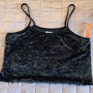 NWT Colsie Top XL